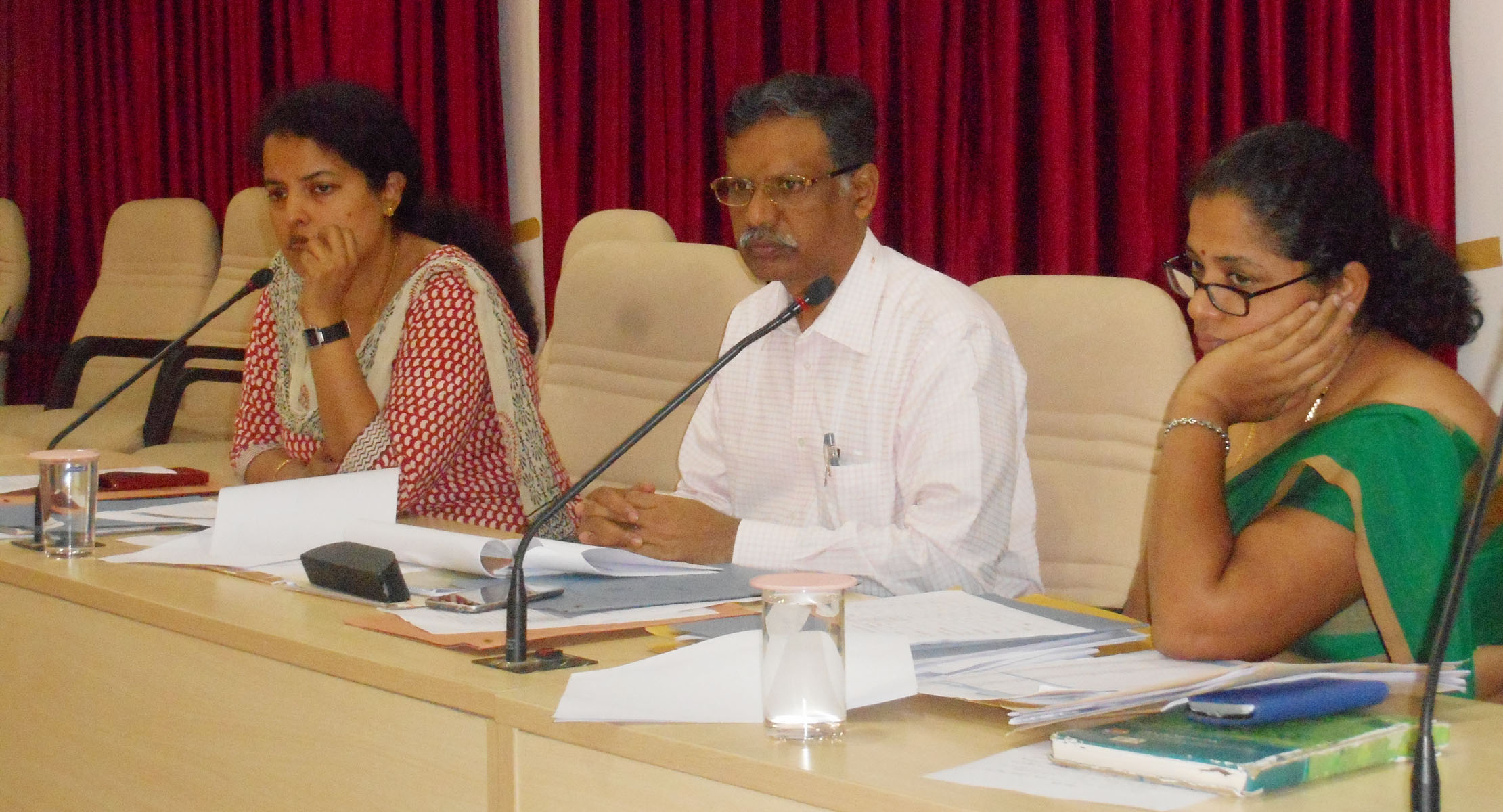 ತಾಯಿ-ಶಿಶು ಮರಣ ತಡೆಗಟ್ಟಲು ಕ್ರಮ ಕೈಗೊಳ್ಳಿ: ಉಡುಪಿ ಜಿಲ್ಲಾಧಿಕಾರಿ